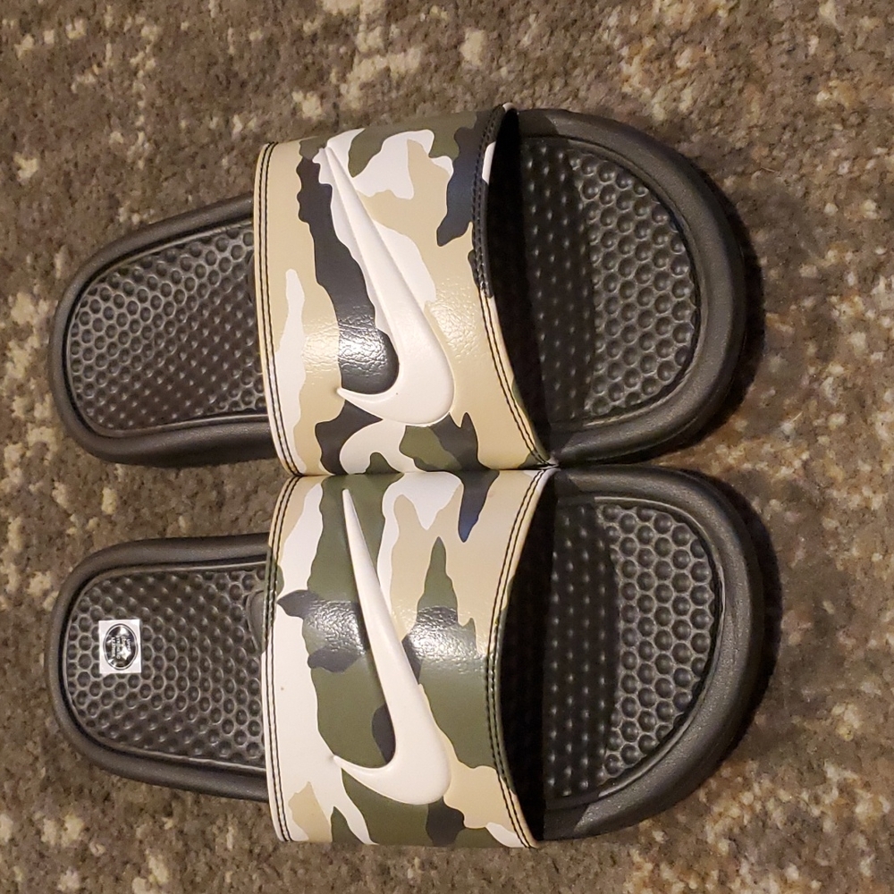 New Nike slides